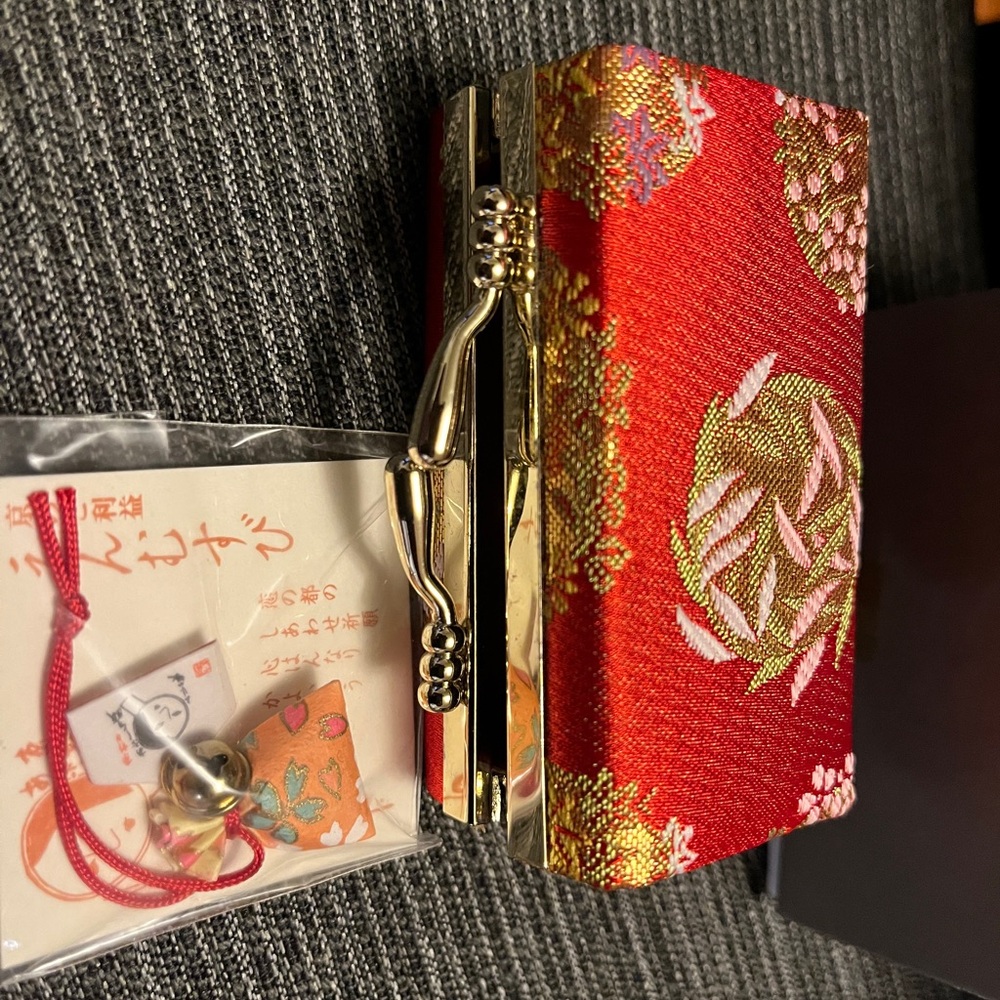 Elegant Red Floral Jewelry Case 3in